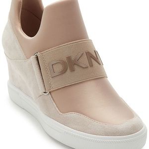 DKNY WEDGE SNEAKER
